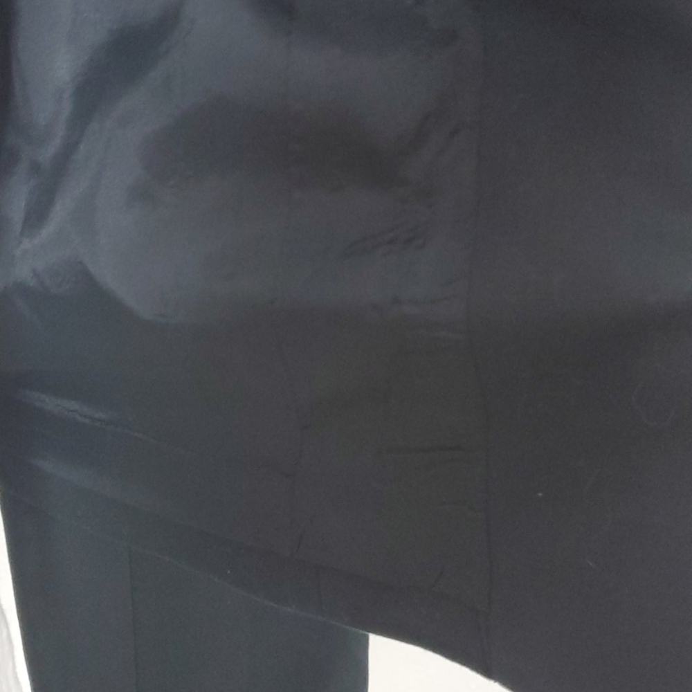 Black blazer - Picture 8 of 12